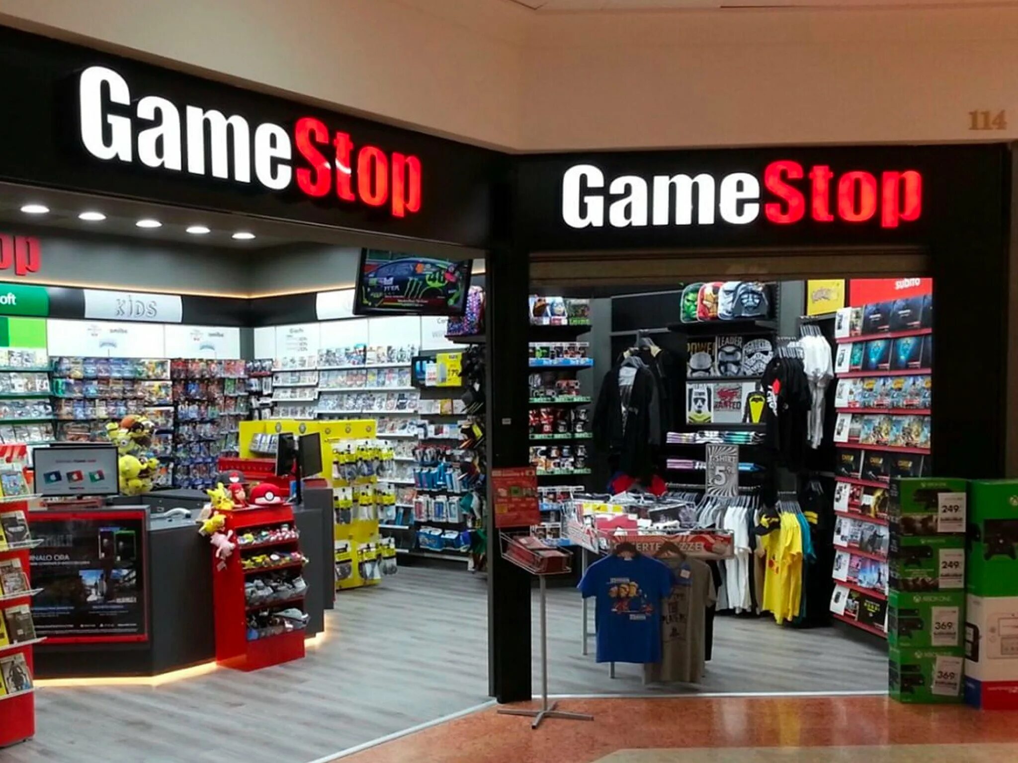 Game stop 2. Gamestop. gamestop в санкт петербурге. магазин видеоигр. геймшоп.
