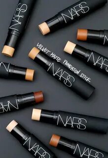 Тональный nars