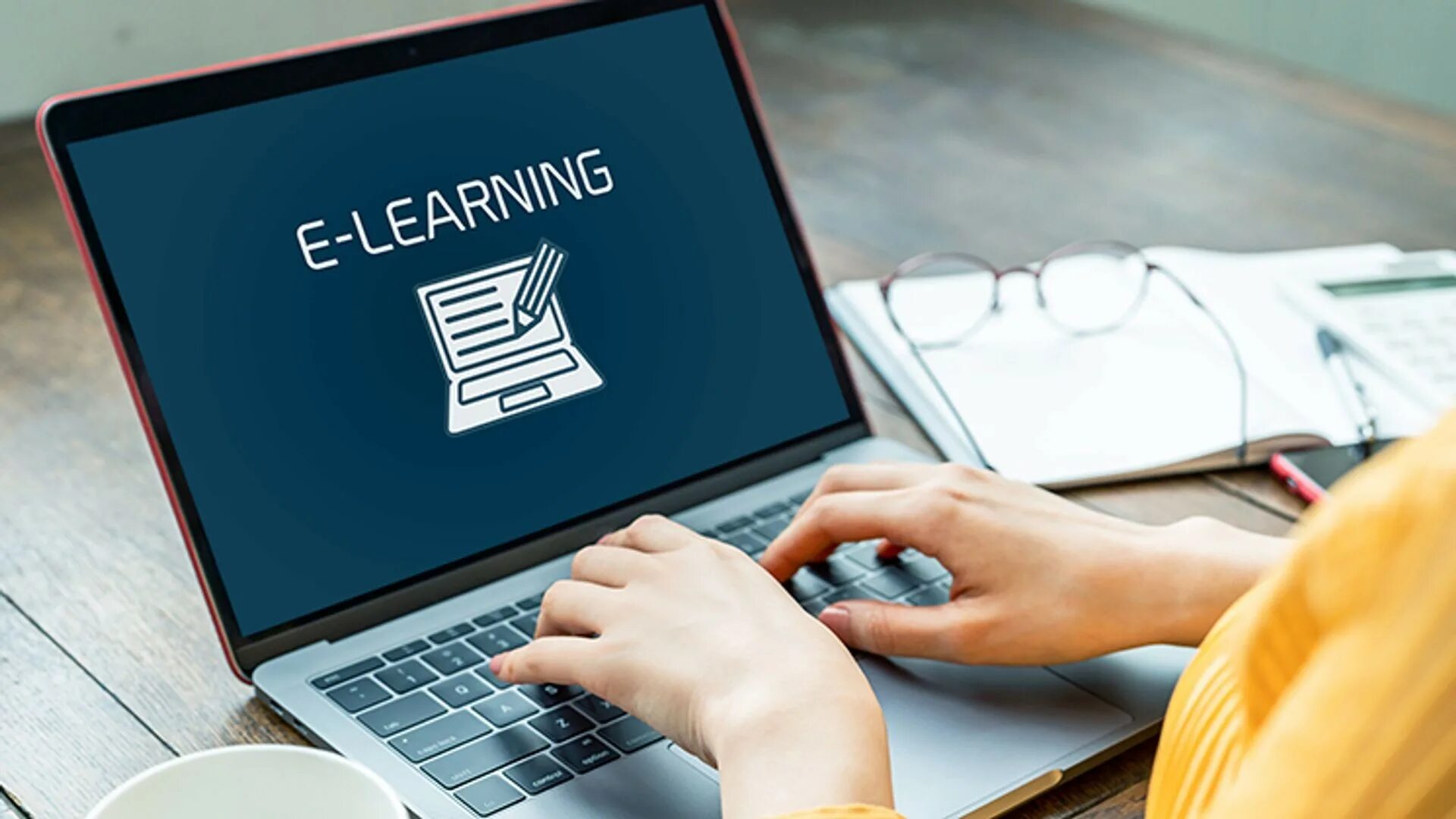 E learning istc uz. Электронное обучение e-learning. e learning slides.