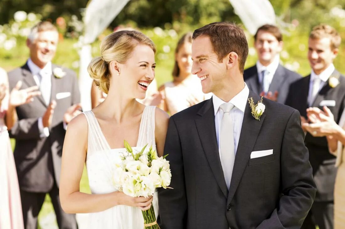 Are going to get married. Свадьба Сток. Get married. Счастливый брак 4к. To get married.