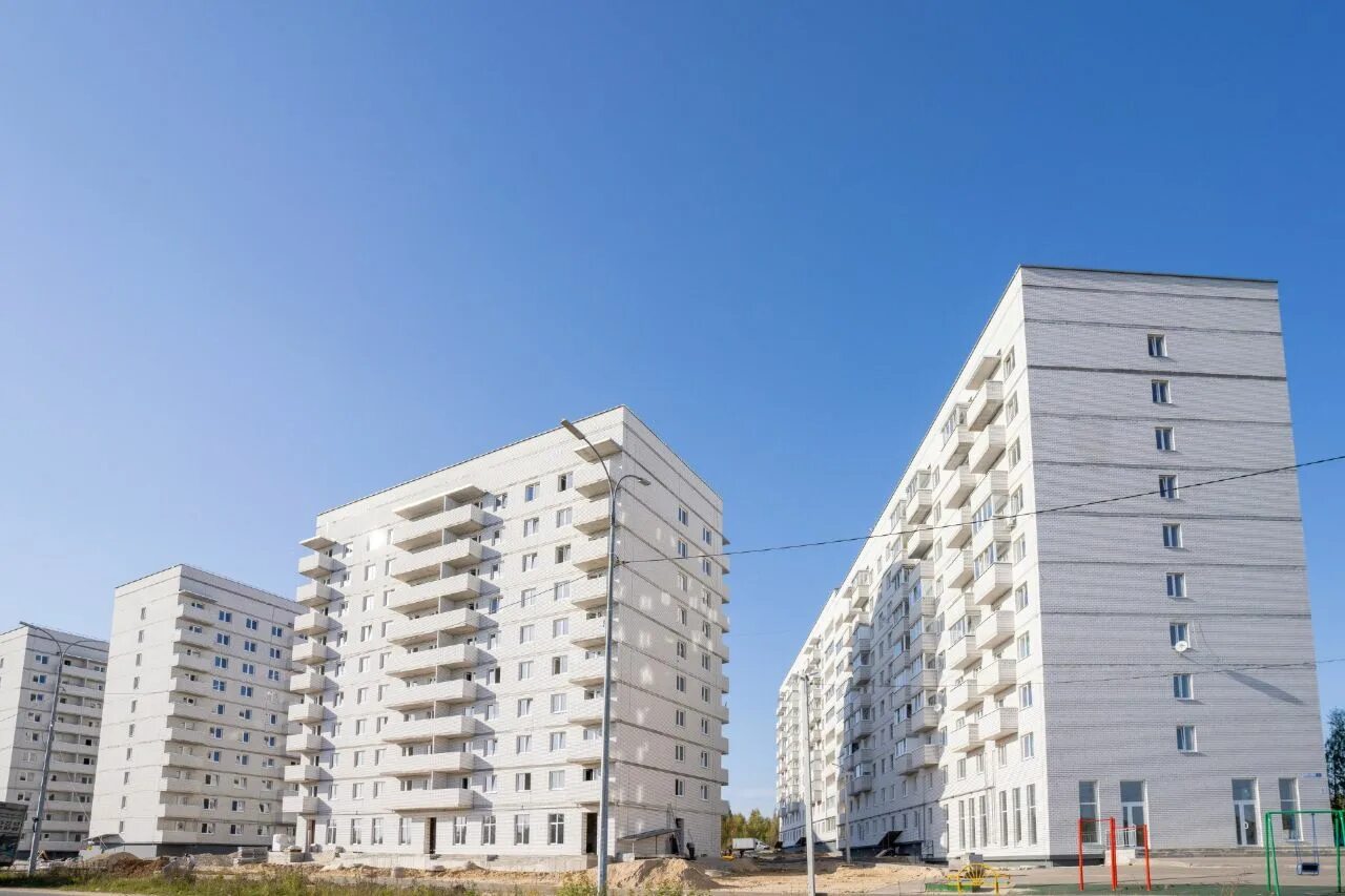 Купить 3-комнатную квартиру, 81.74 м² по адресу Калуга, проезд Юрия Круглова, 8,