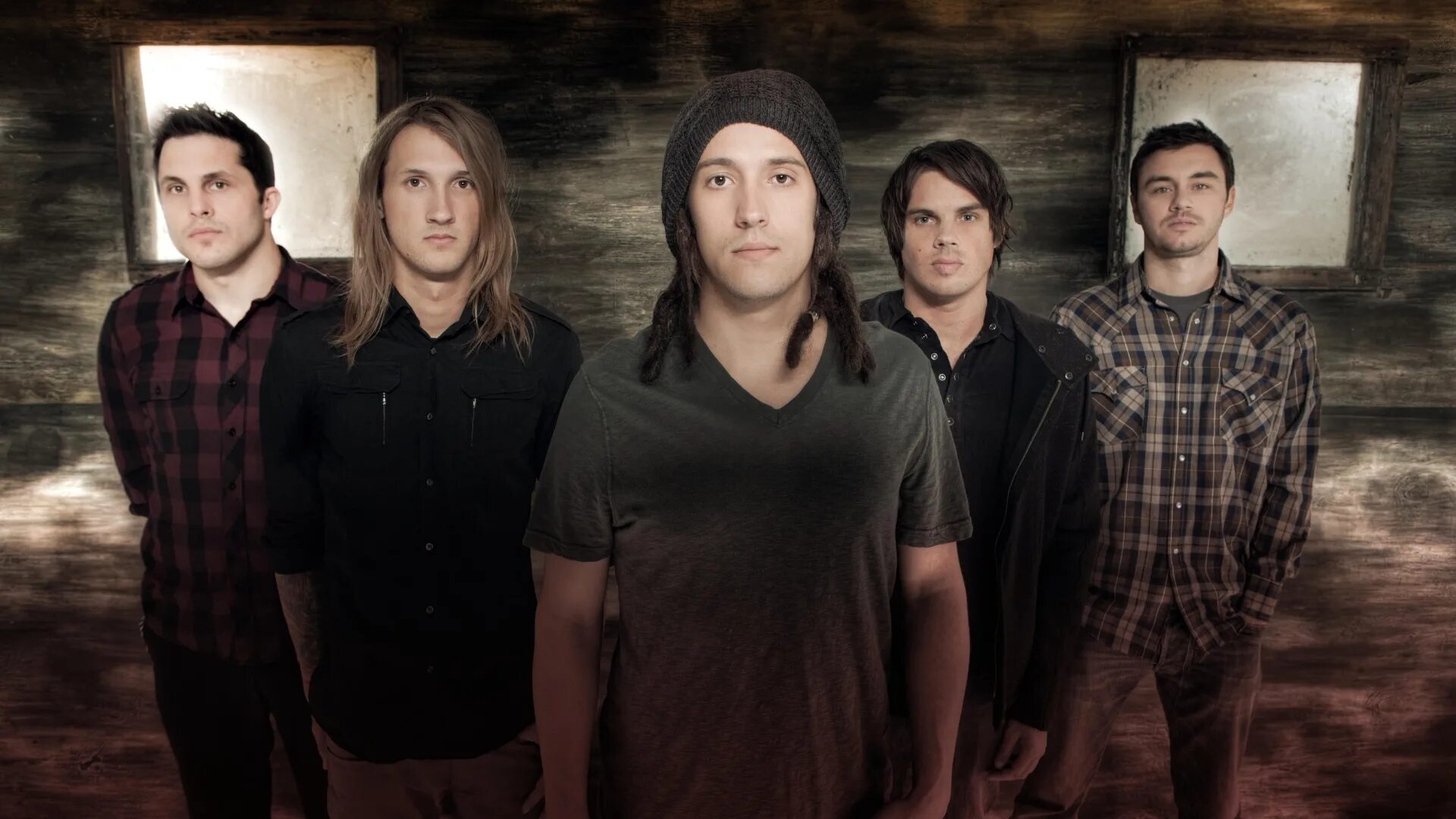 Глэм рок группа kiss. Группа кисс династия. Группа кисс. Группа кисс в 1977 году. Группа кисс 2020.