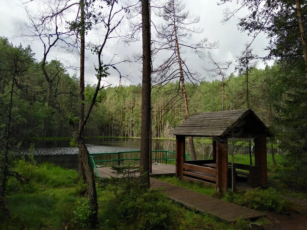Парк голубое озеро казань. Голубое озеро церик-кель. Голубые озёра (татарстан). Парк усадьба горки солецкий. Голубые озёра кабардино-балкария.