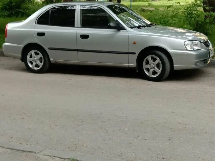 Авито акцент автомат. Акцент на автомате 2011. Авито акцент автомат. Hyundai accent 2004. Хендай акцент автомат.