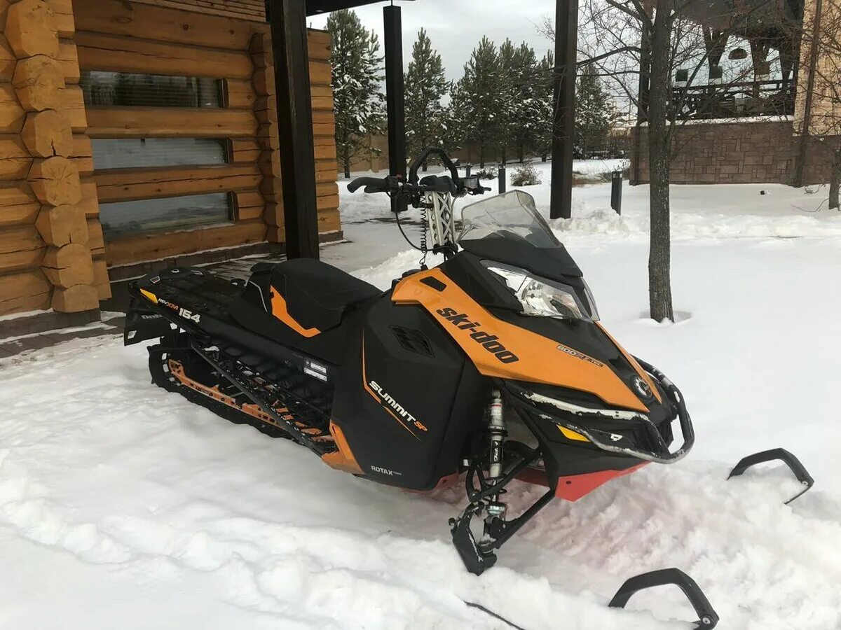 Купить снегоход саммит. Снегоход БРП саммит 800. Снегоход BRP 800. Ski Doo 800. BRP Ski-Doo Summit 800.