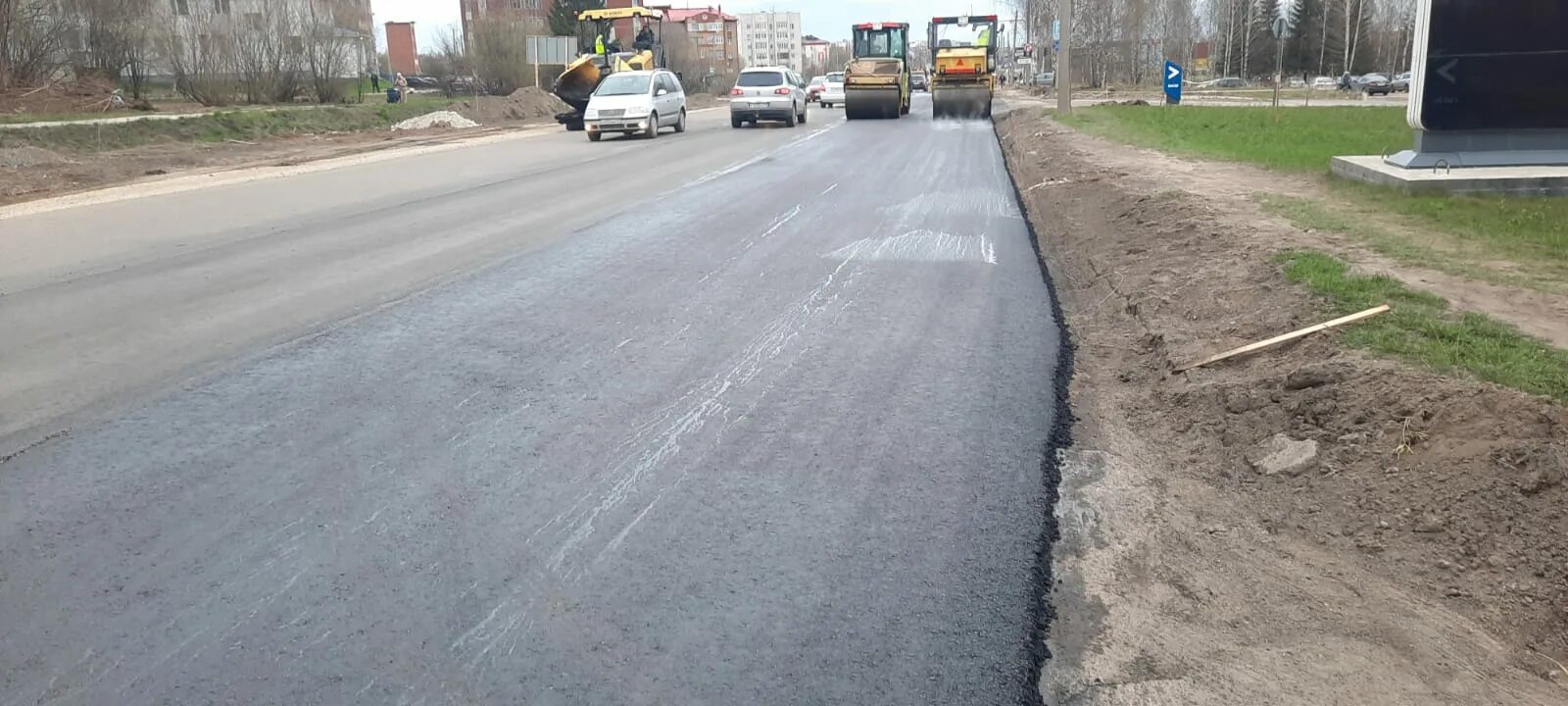 Демонтаж дорог. Объекты на дороге. Отремонтированы дороги в Зуевке. Покрытие подъездной дороги.