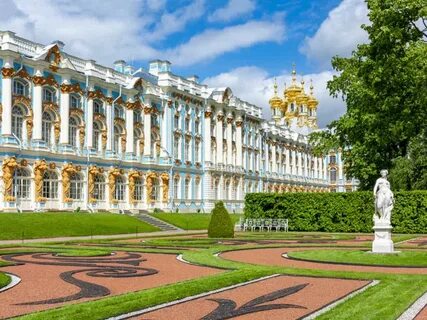 Palaces in st petersburg