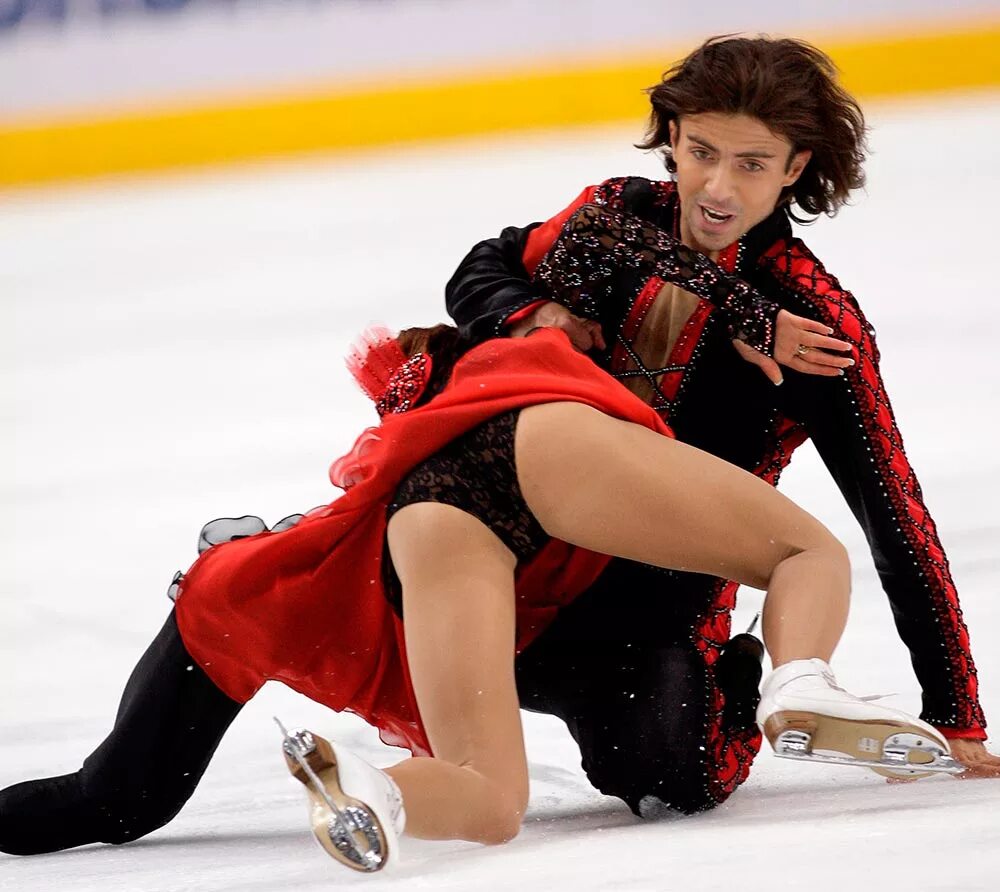 Фигурное катание. Известные фигуристки. Фигуристы в чулках. Липницкая +18. Фигуристы в чулках.