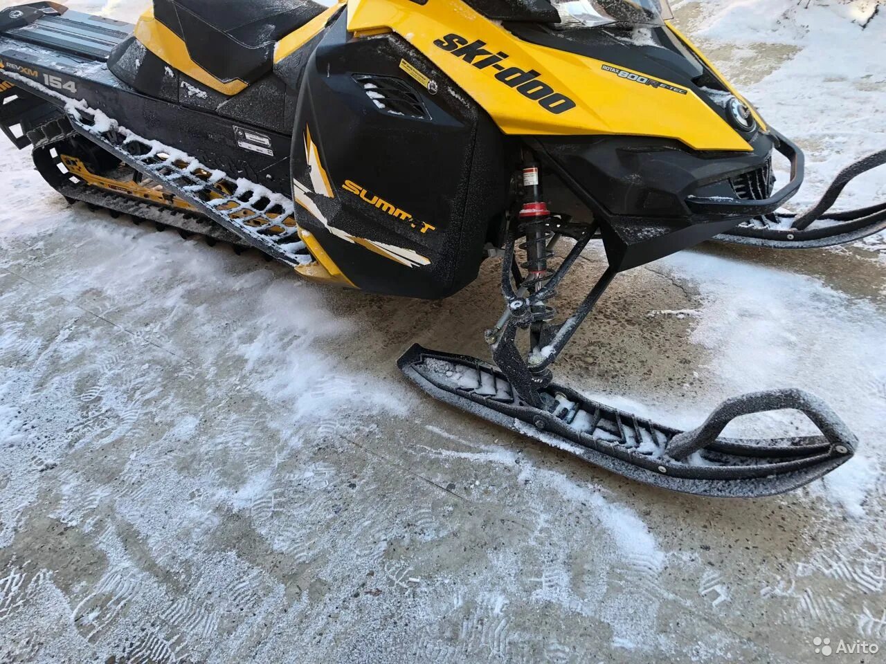 Выкуп снегоходов. Ski doo summit x 154. Ski doo summit x 154. Brp summit 154 2013. Подвеска summit 2023.