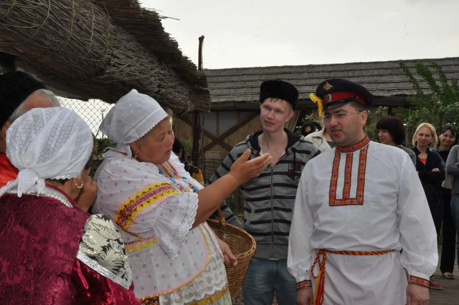 Сватай время. Сватовство обряды Казаков Кубани. Сватовство у донских Казаков. Сватовство невесты. Русский свадебный обряд.