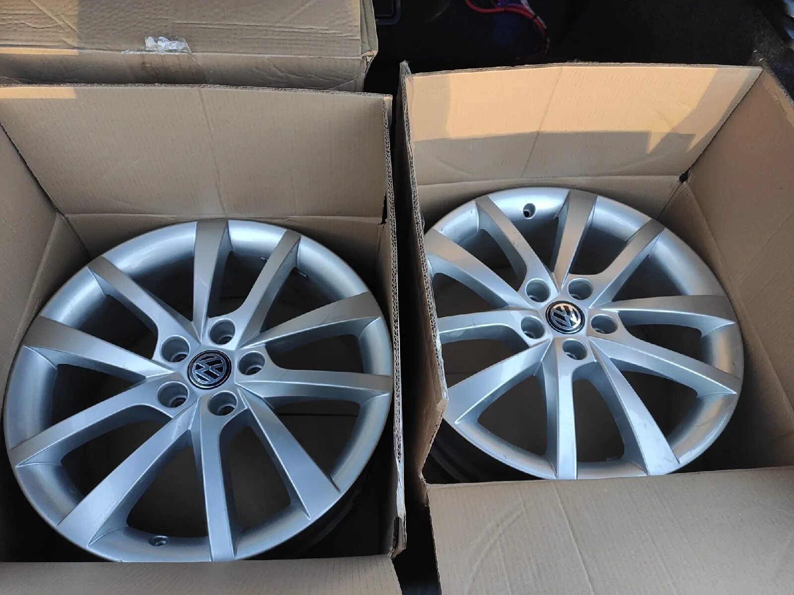 Диск кодиак 18. Диски elbrus r18 skoda. диски skoda kodiaq r18. диски elbrus r18 skoda kodiaq. диски skoda kodiaq trinity 18.