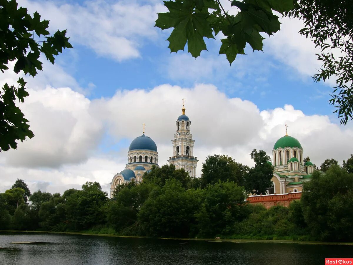 калужская свято-тихонова пустынь. церковь во льва толстого калуга. тихонова пустынь калужская область сайт монастыря. успенская тихонова пустынь калужская область. тихонова пустынь калужская область.