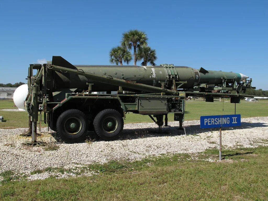 Брсд першинг-2. Баллистическая ракета першинг. Крылатая ракета першинг. Mgm-31c «першинг 2». Першинг-1а.