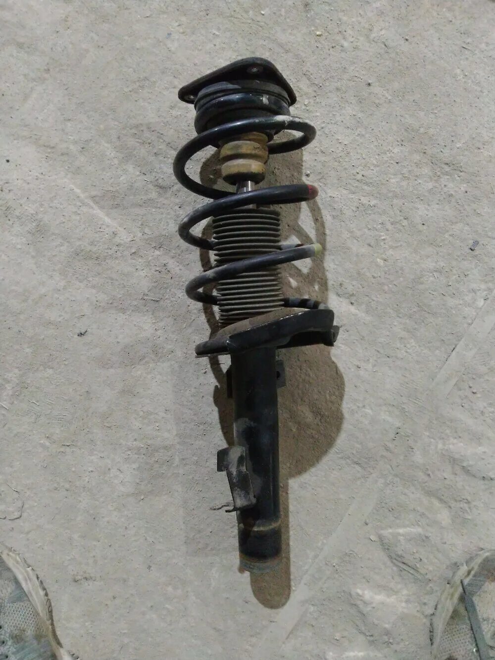 Амортизатор передний мазда. Амортизатор передний мазда. Амортизатор передний мазда. Амортизатор передний мазда. Амортизаторы dgr mazda 323.