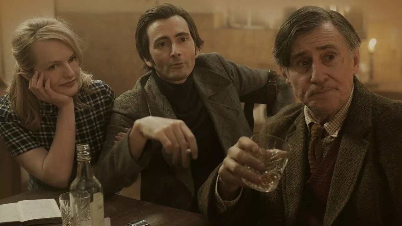 Бесит быть нормальным 2016. Mad to be normal дэвид теннант. бесит быть нормальным фильм 2017. дэвид теннант бесит быть нормальным. рональд лэнг.