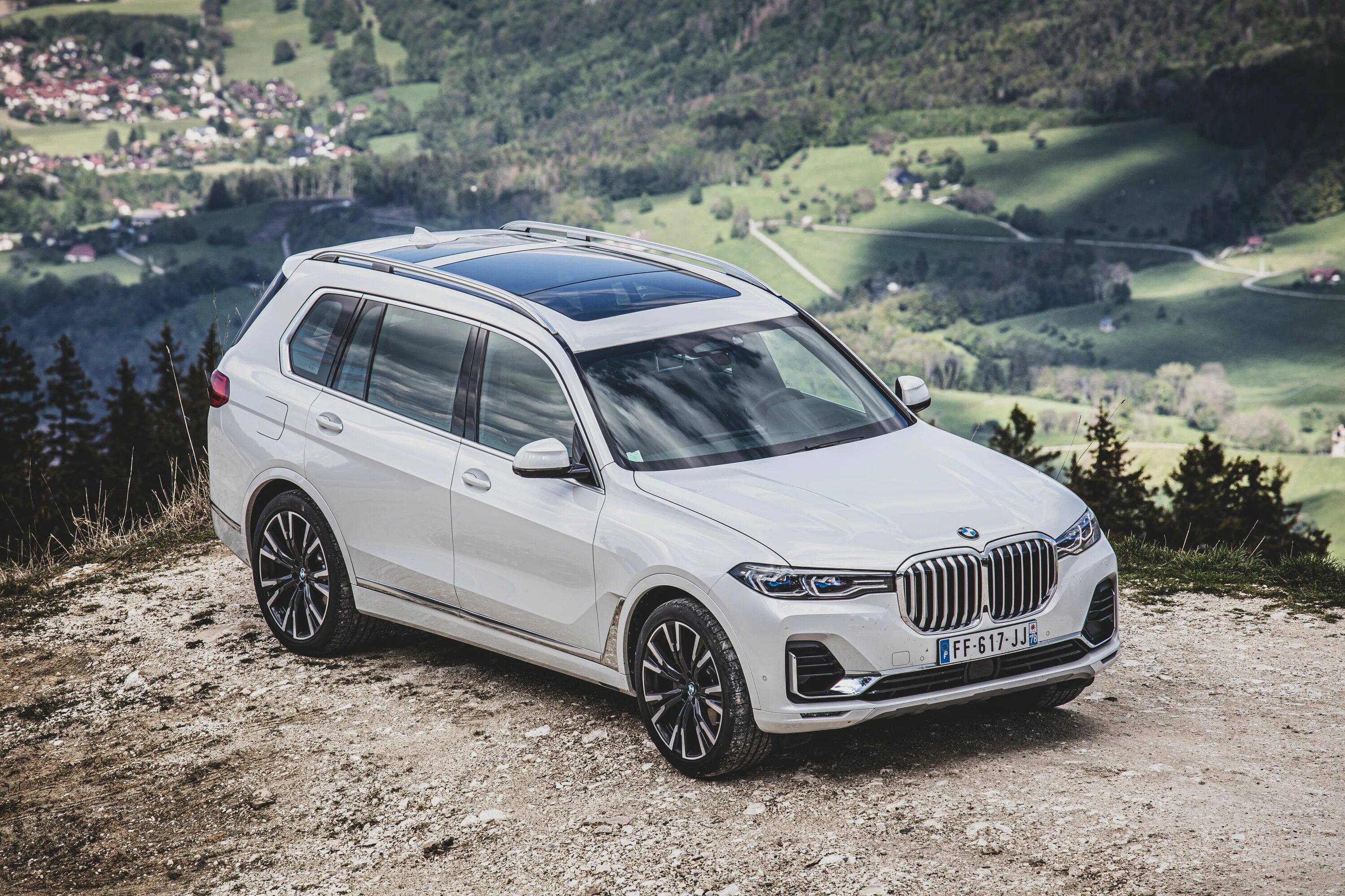 BMW x7 xdrive30d. БМВ x7 2021. BMW x7 белый. BMW x7 2016.