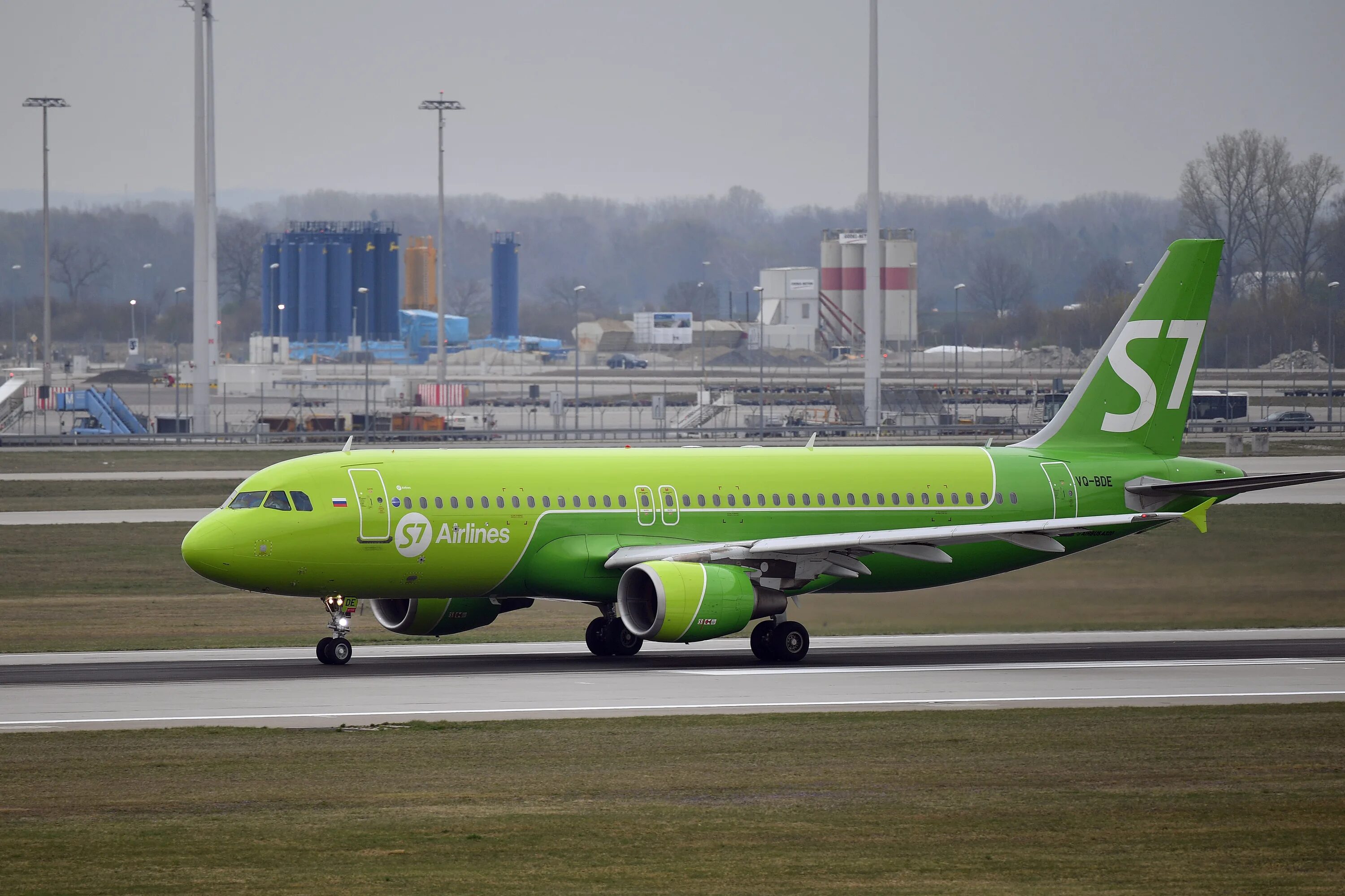 S7 airlines сибирь. S7 Airlines авиакомпания. Лоукостер s7. Самолёты компании s7. S7.