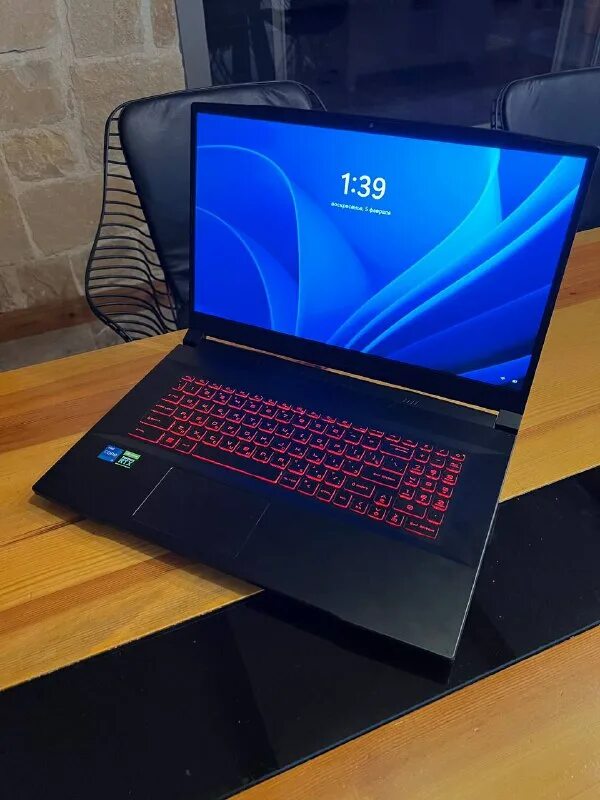 Msi katana i5 11400h. Ноутбук msi gf66 katana 11uc-1223xru. Msi katana i5 11400h. Msi katana gf76 чехол. Ноутбук msi gf66 katana.