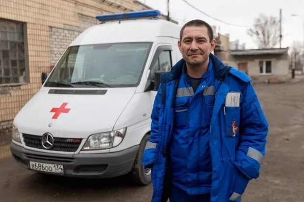 Вызов скорой помощи волгоград. Врачи скорой помощи волгоград. врачи скорой помощи ессентуки. наркологическая скорая. вызов наркологической скорой помощи.