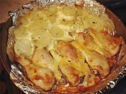 Запеченная картошка с курицей под сыром