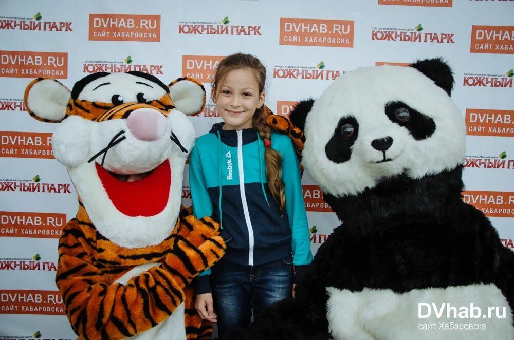 день рождения торгового центра. афиша южный парк хабаровск. кинотеатр хабаровск афиша. афиша южный парк хабаровск. южный парк хабаровск магазины.