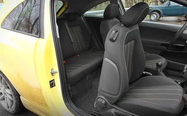 Опель корса кожаный салон. Опель корса сиденья. Сиденье переднее правое opel corsa d (3d) габариты. Сиденья opel corsa opc. Опель корса сиденья.