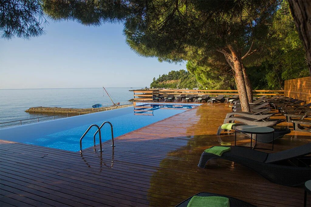 Отели сочи с бассейном. Бали вилла на пляже. Rania (рания), мальдивы. Мальдивы бассейн в бунгало. Вилла анантара мальдивы.