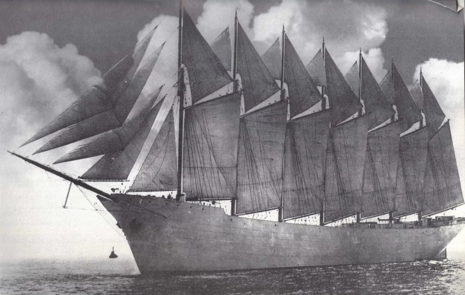 Шхуна виксен. Парусная шхуна амазон. Шхуна джима хокинса. Шхуна santa maria manuela. Шхуна джима хокинса.