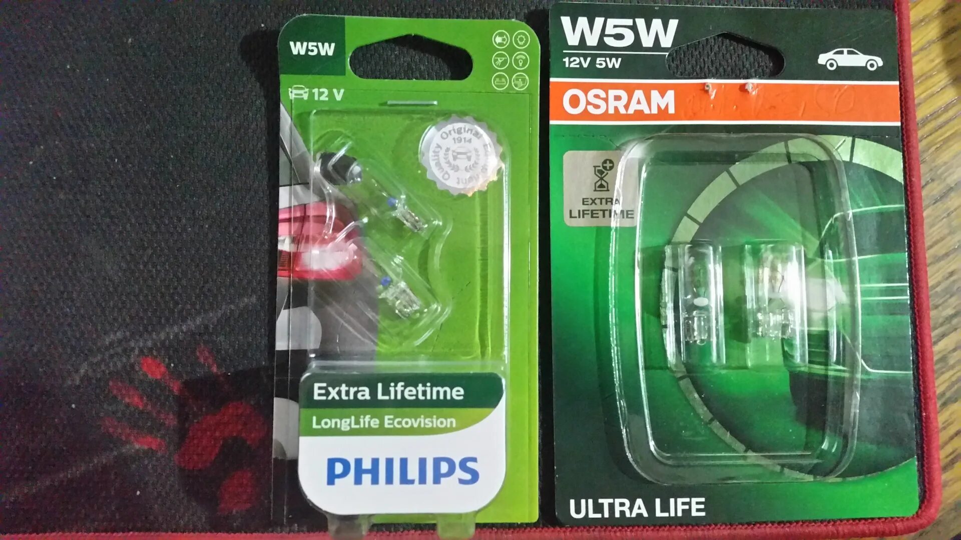 Osram w5w t10 желто зеленая. Philips 12498llecob2. Лампа w5w Osram Ultra. Осрам филипс