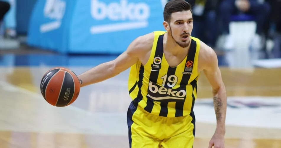 Нандо де коло. Нандо де коло Fenerbahçe. Нандо Анджелини. De Colo баскетбол.