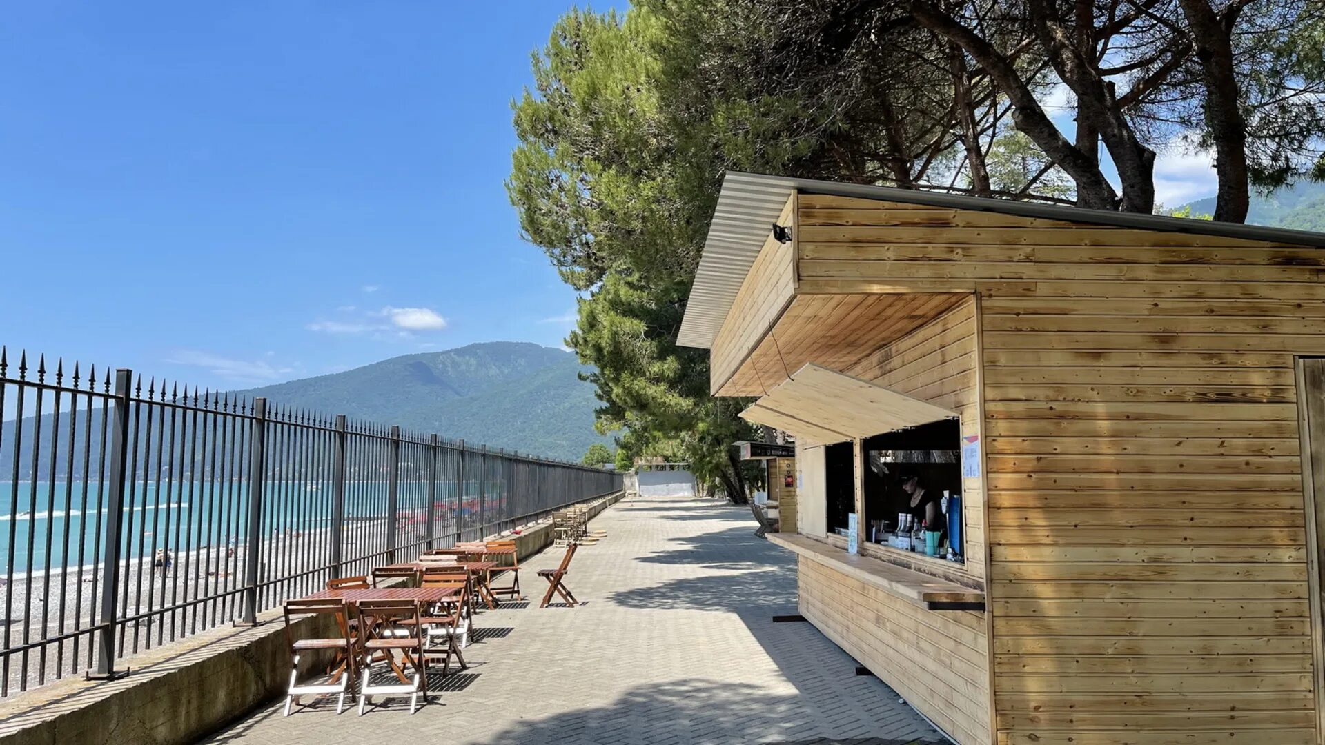 Жоэквара отель абхазия гагра. Отель жоэквара. Fun sun family абхазия гагра жоэквара. Отель жоэквара. Fun&sun family жоэквара 3*.