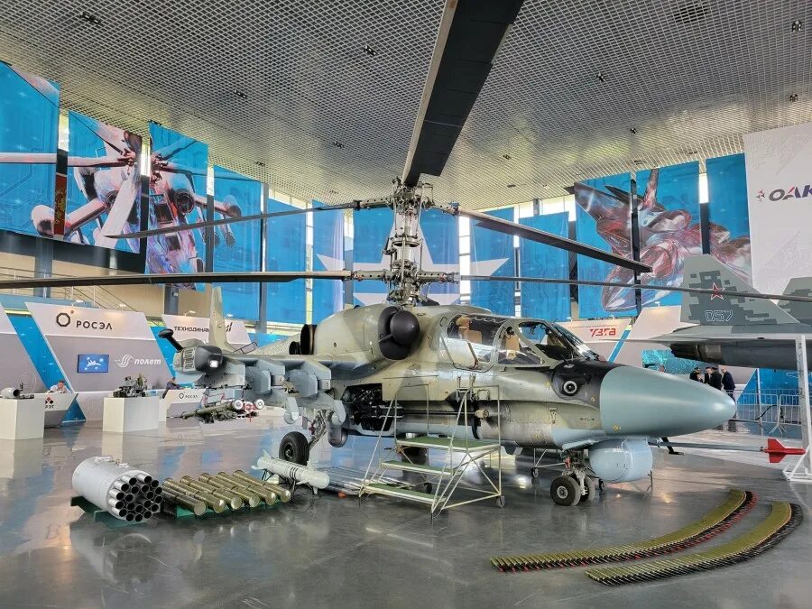 Апу 305. Апу 305. Легкая многоцелевая управляемая ракета (лмур) «изделие 305». Ракета легкая многоцелевая управляемая 305э. Изделие 305э ракета.