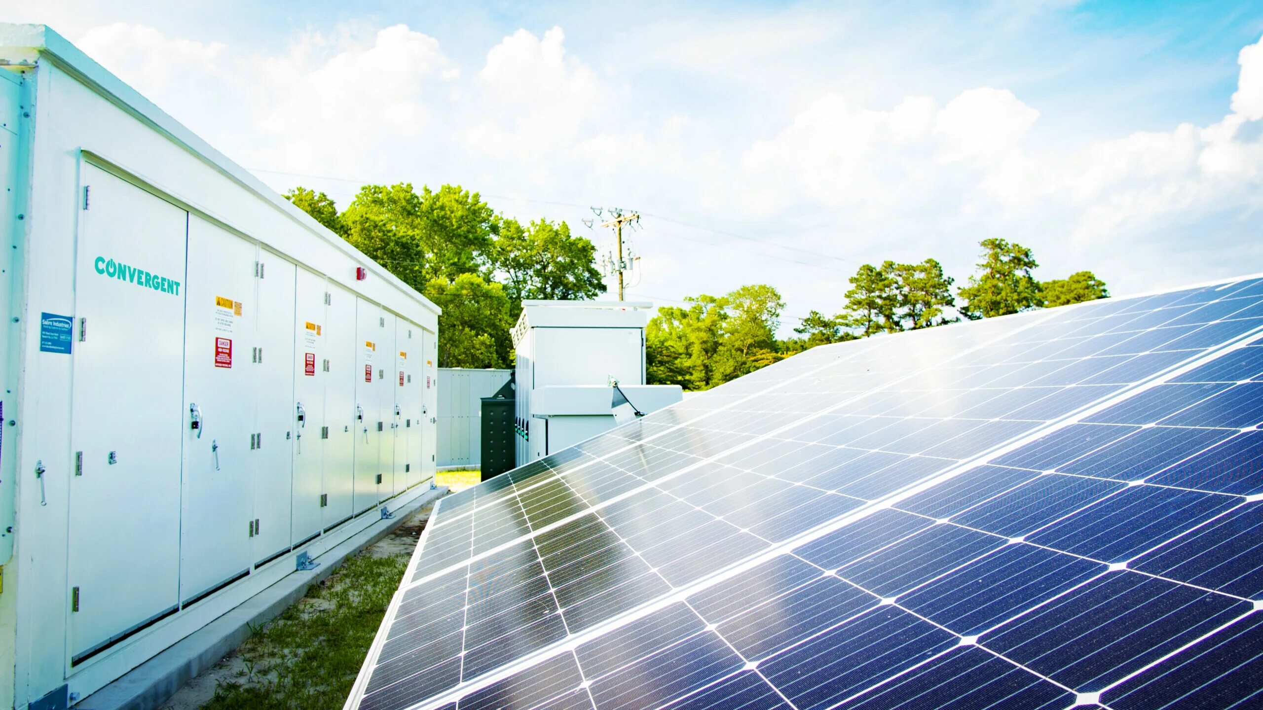 Household energy storage system. Солнечные панели в сельском хозяйстве. Возобновляемые источники энергии (виэ). Lots of energy. Lots of energy.