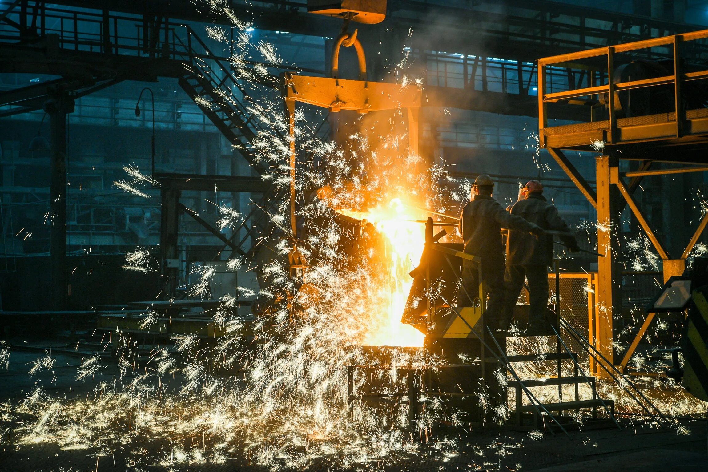 Литейный завод 3. Литейный завод петрозаводскмаш. уралтрансмаш литейный цех. литейное оборудование. оборудование для литейного производства.
