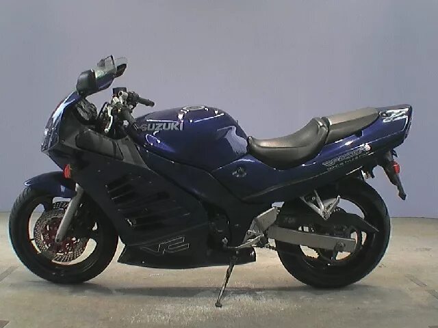 Suzuki 400 кубов. Мотоцикл сузуки 400 кубов. Suzuki rf400 мотоцикл. Мото сузуки лимитед 400 куб. Сузуки 400 кубов.