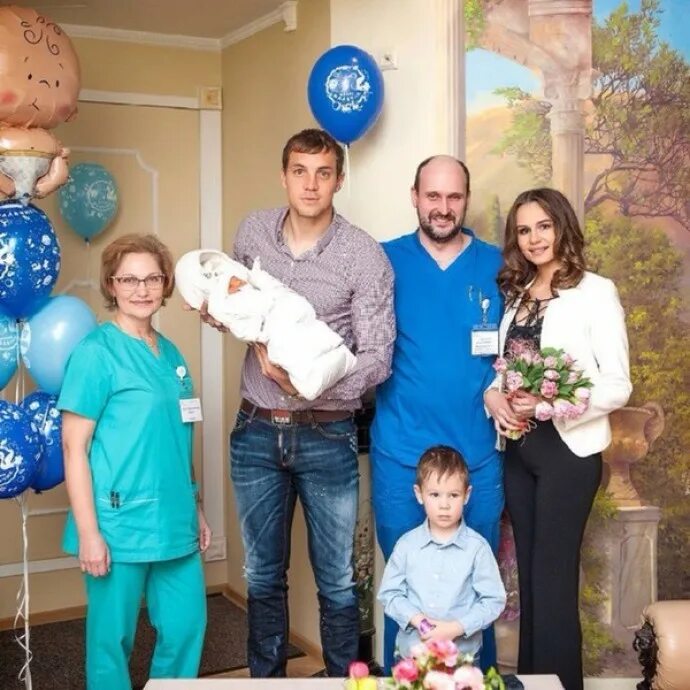 Дзюба родственники. Кристина Дзюба 2020. Артём Дзюба жена. Артем и Кристина Дзюба. Жена Артема Дзюбы.