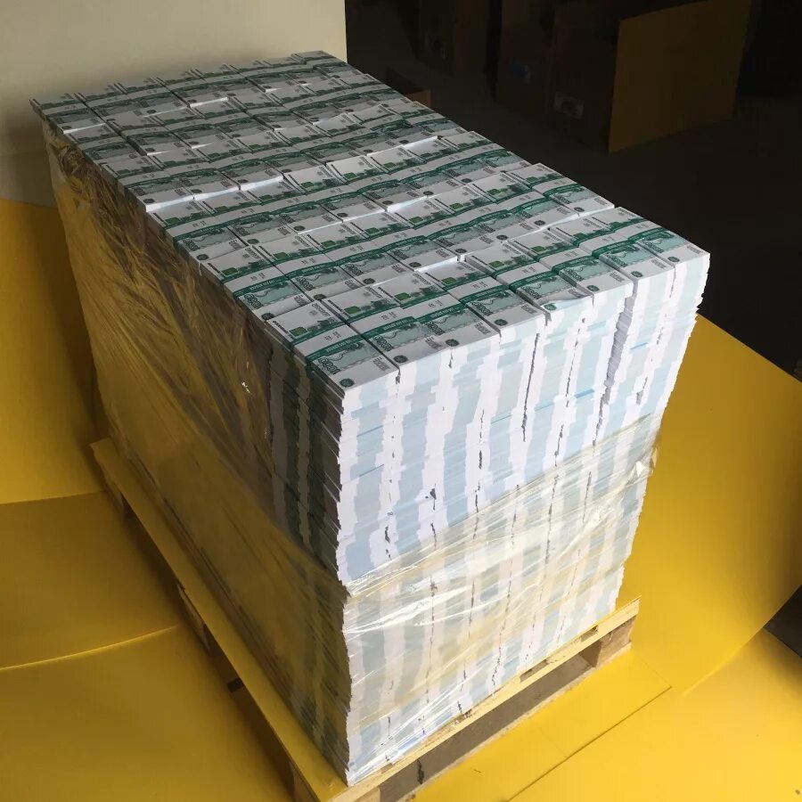 как выглядит миллиард рублей 5000. паллета с деньгами. 3000000 и 4000 миллионов. поддон денег. купюры на поддонах.