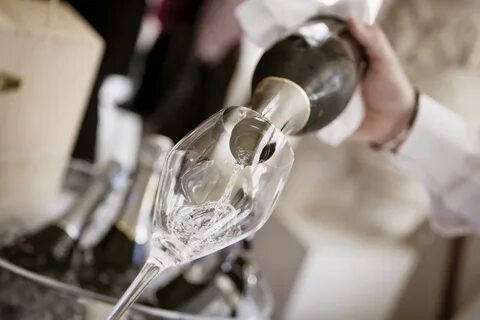 Сколько бокалов в бутылке