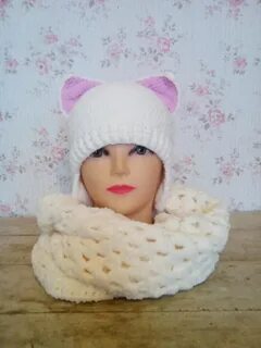 Шапка с ушками из ализе