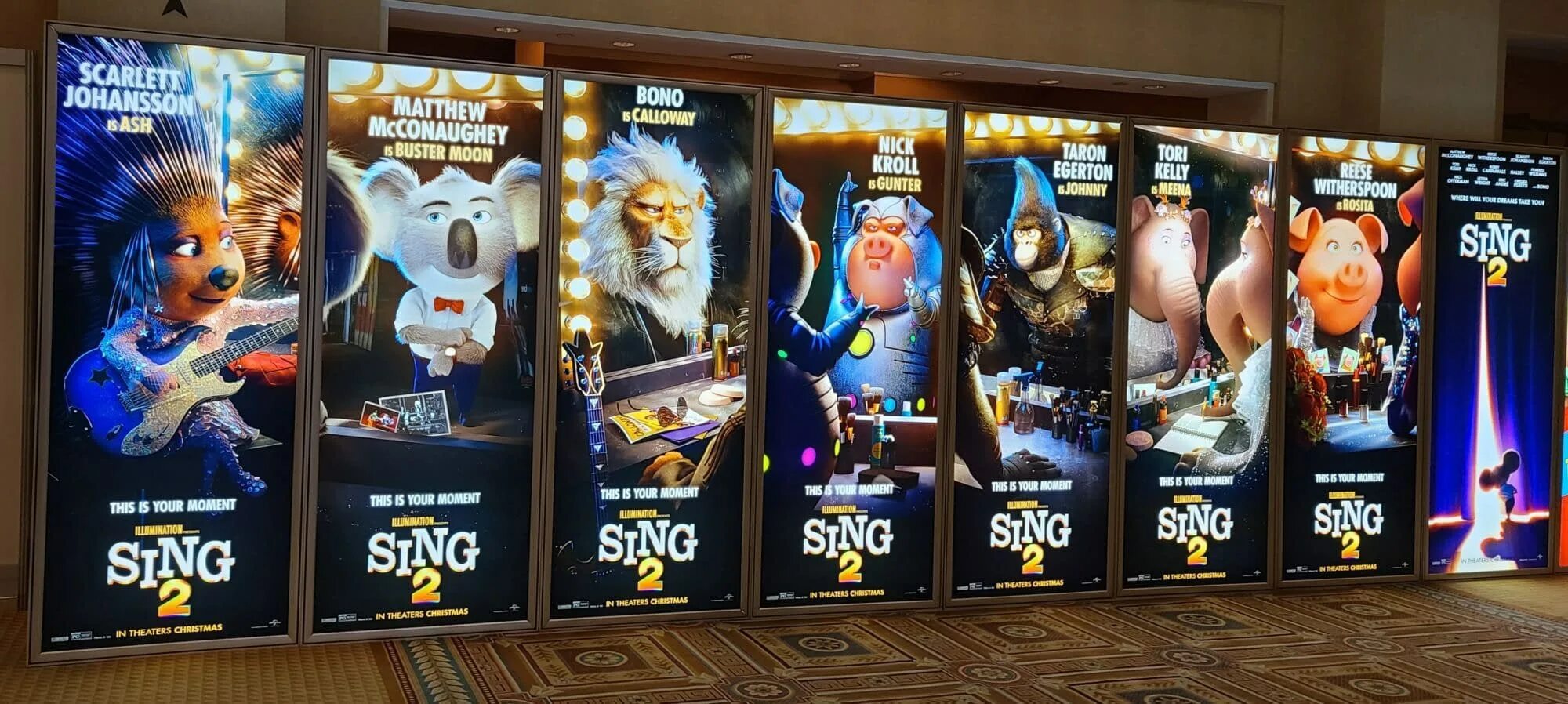 Sing sing окончание. Калловей Зверопой 2. Боно Лев Зверопой 2. CINEMACON 2021. Sing 2 2021.