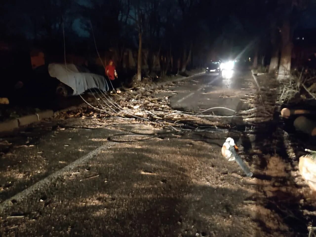 11 30 30 ноября. Ураган в Крыму сегодня. Ураган в Ялте сейчас. Стихия в Крыму вчера. Ураган в Крыму вчера.