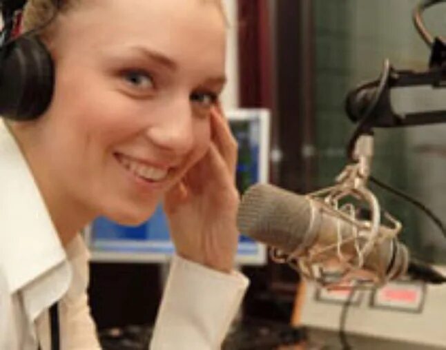 Radio metro 102. Дмитрий морозов радиоведущий. Игорь паньков радиоведущий. Сергей смирнов озвучка сюмбюля. Маргарита климова радиоведущая.