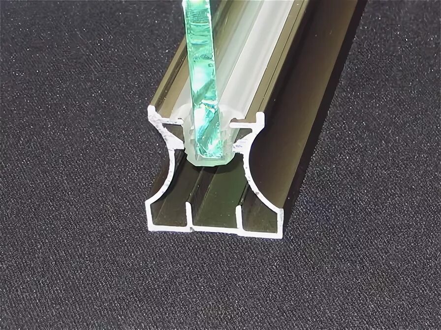 Силиконовый уплотнитель, профиль 217. Аристо силиконовый уплотнитель. Уплотнитель резиновый тпу-004мм. Силиконовый уплотнитель номер профиля 5-1,l=1521 мм. Уплотнитель для купе.