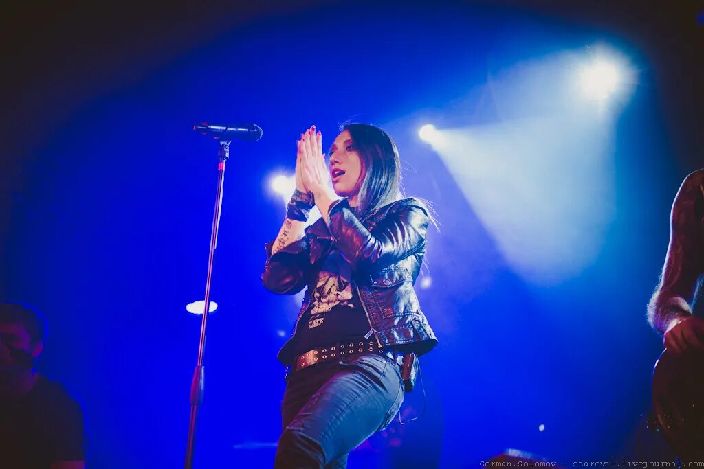 сергей панкратьев louna. нашивка louna. Louna адреналин стадиум. Louna солистка. Louna обратная сторона 2.