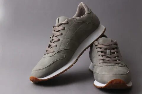 Sneakers men's