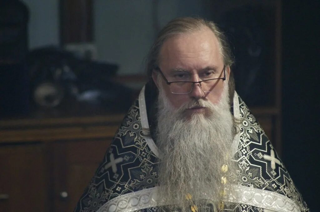 Священник видящий. Олег черепанин таиланд архимандрит. Снилась церкви и священик. Приснился священник в церкви. Священник видящий.