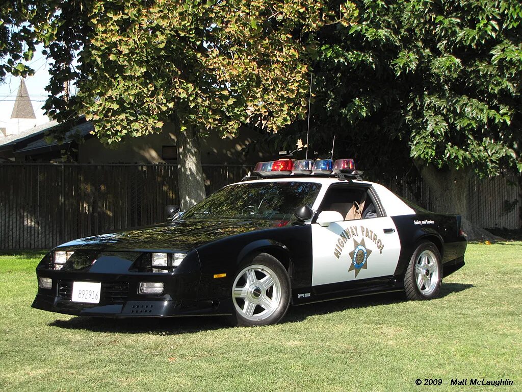Полицейская легенда:дорожный патруль в США попрощался с Ford Crown Victoria - DR