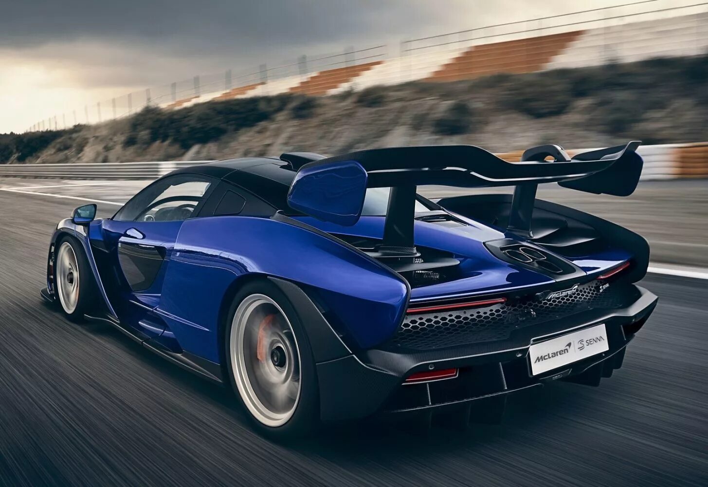 Maclaren senna. Машина mclaren senna. Mclaren senna 2018. Mclaren senna. Mclaren senna 2019.