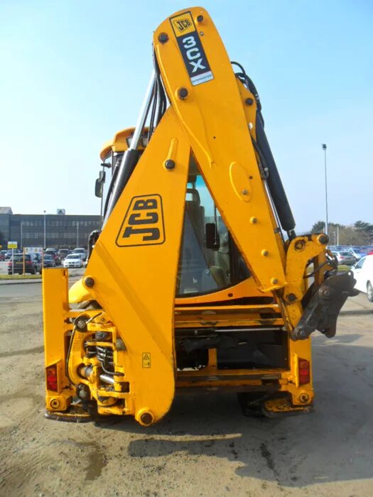 Задняя стрела jcb 3cx. Стрела экскаватора jcb 3cx. Jcb 3cx. Гидролиния гидромолота jcb 3cx super. Стрела jcb 3cx.