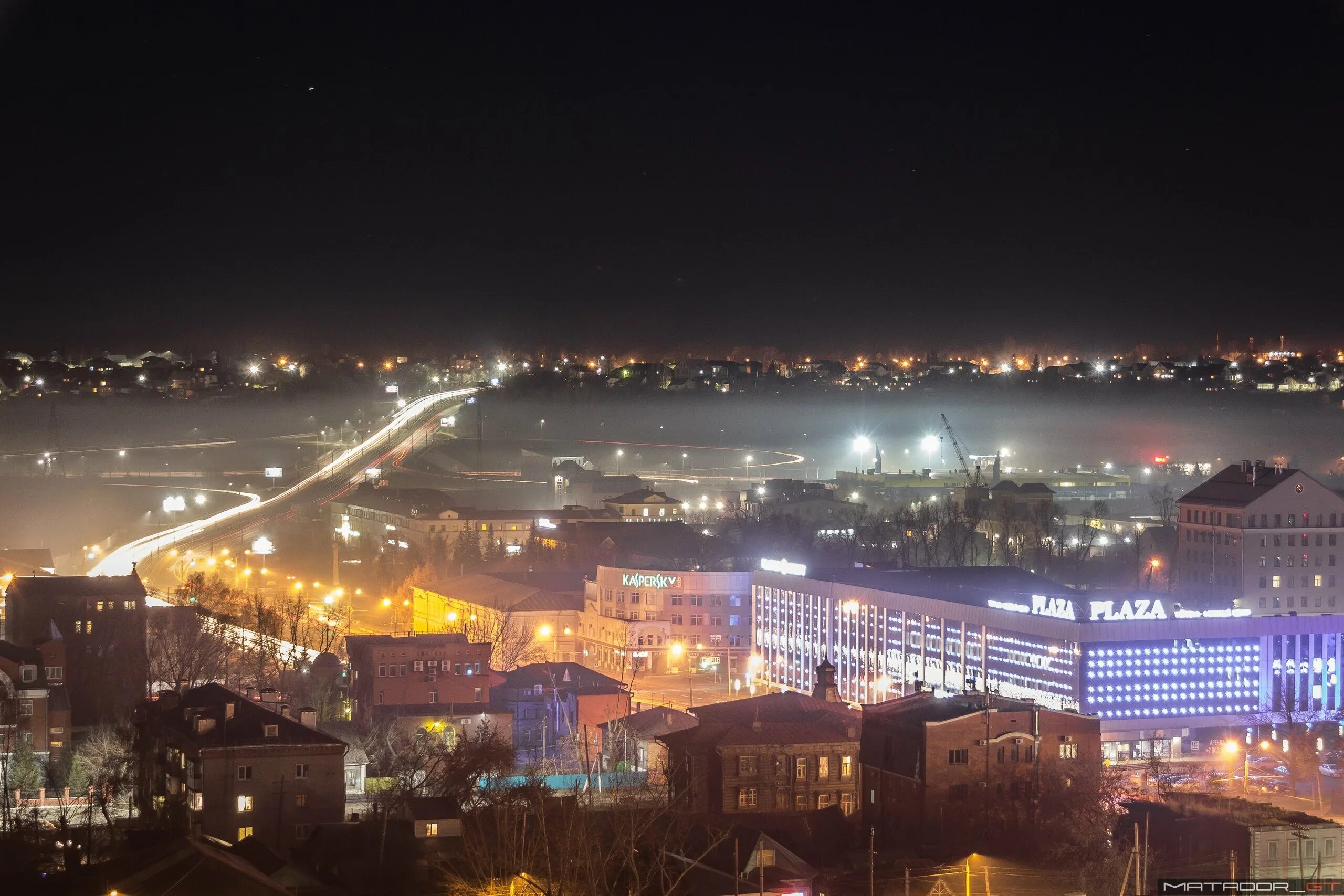 Где в барнауле можно сделать. Барнаул гора ночью. Барнаул 4к. Ночной Барнаул центр. Речной вокзал Барнаул ночью.